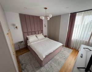 Appartement 4 chambres à vendre dans Cluj-napoca, zone Manastur