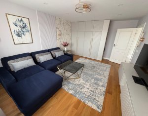 Appartement 4 chambres à vendre dans Cluj-napoca, zone Manastur
