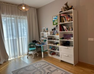 Maison 6 chambres à louer dans Cluj-napoca, zone Andrei Muresanu