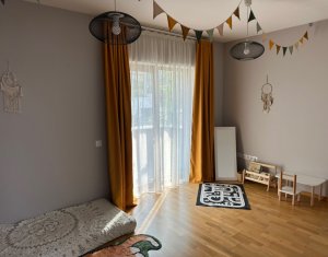 Maison 6 chambres à louer dans Cluj-napoca, zone Andrei Muresanu