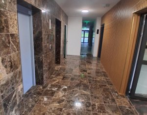 Apartament 3 camere, bloc nou
