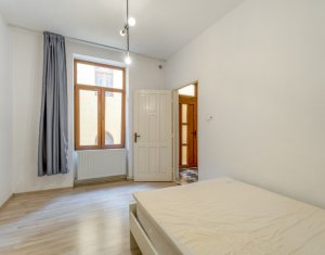 Appartement 3 chambres à vendre dans Cluj-napoca, zone Centru