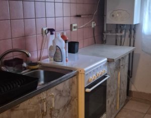 Apartment 2 rooms for sale in Floresti