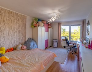 Vanzare casa individuala, spatioasa in Gruia teren 657 mp, zona linistita