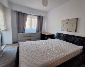 Inchiriere 3 camere Pta Cipariu, prima inchiriere
