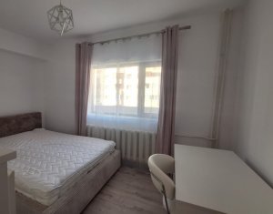 Inchiriere 3 camere Pta Cipariu, prima inchiriere
