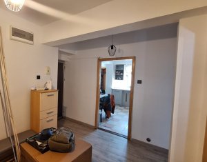 Inchiriere 3 camere Pta Cipariu, prima inchiriere