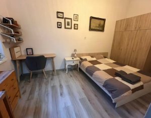 Apartament 2 camere, 2 bai, mobilat, utilat, 55mp, zona Centrala. 