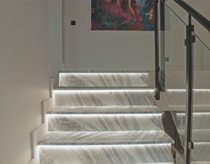 Casa  individuala, 5 camere, ultramoderna, ultrafinisata, la cheie, Sub Coasta