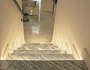 Casa  individuala, 5 camere, ultramoderna, ultrafinisata, la cheie, Sub Coasta