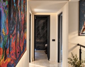 Casa  individuala, 5 camere, ultramoderna, ultrafinisata, la cheie, Sub Coasta
