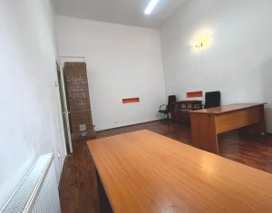 Birou 50mp, pivnita 35mp, 1 parcare, Ultracentral - bd. Eroilor